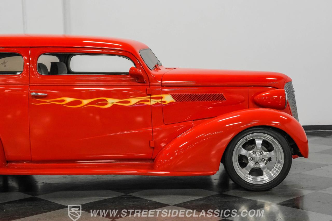 1937 Chevrolet Master Deluxe Sedan Street Rod