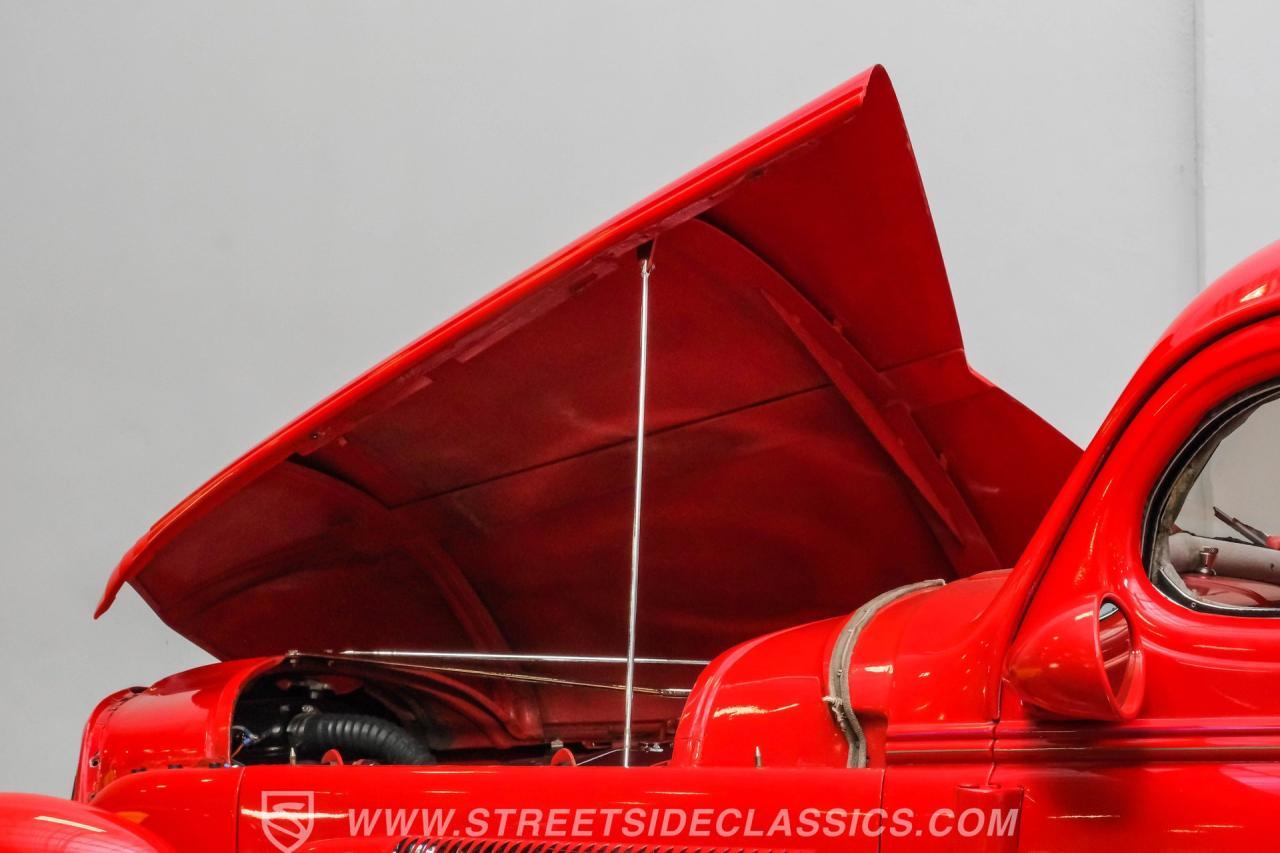 1937 Chevrolet Master Deluxe Sedan Street Rod