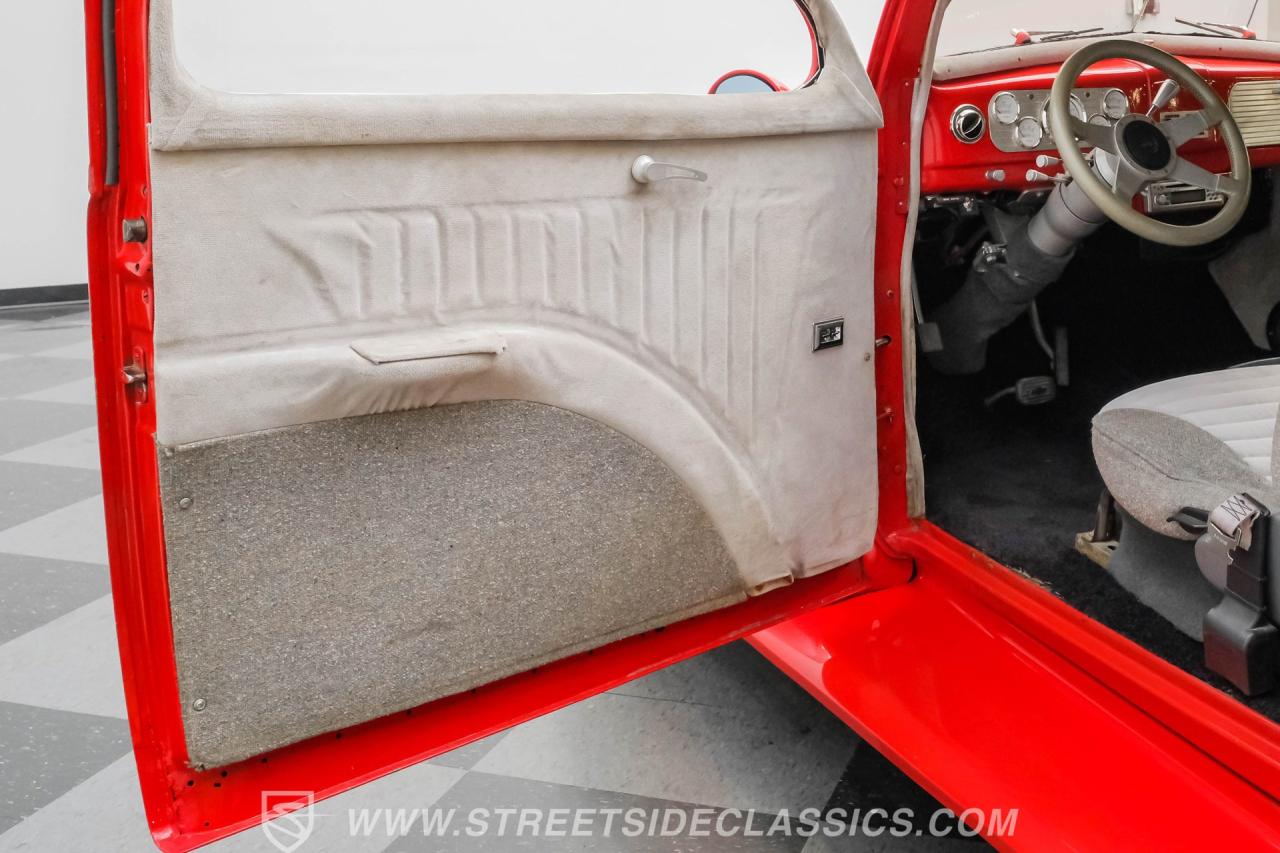 1937 Chevrolet Master Deluxe Sedan Street Rod