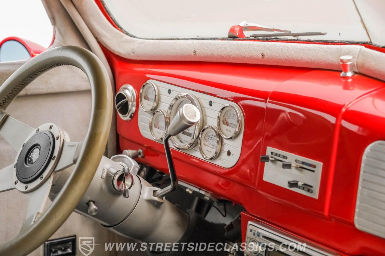 1937 Chevrolet Master Deluxe Sedan Street Rod