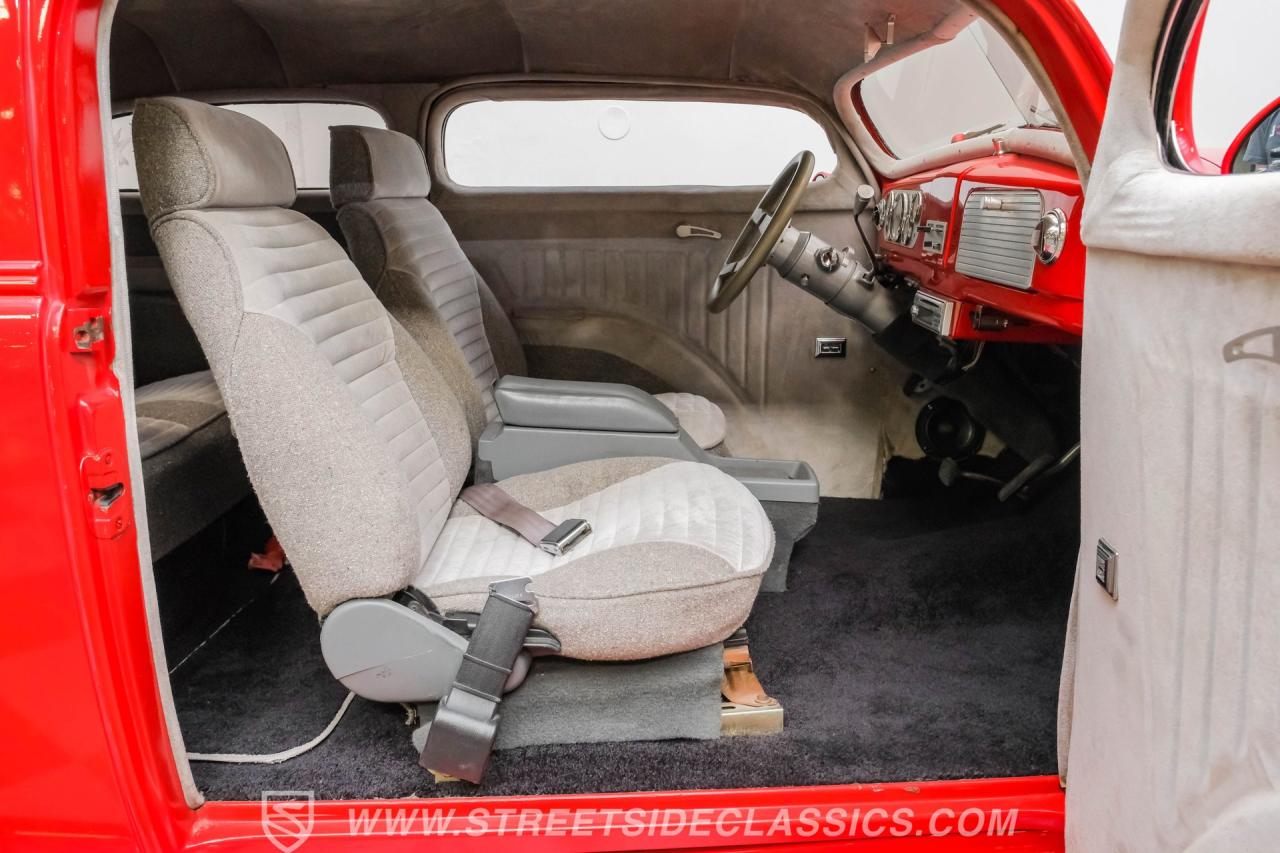 1937 Chevrolet Master Deluxe Sedan Street Rod