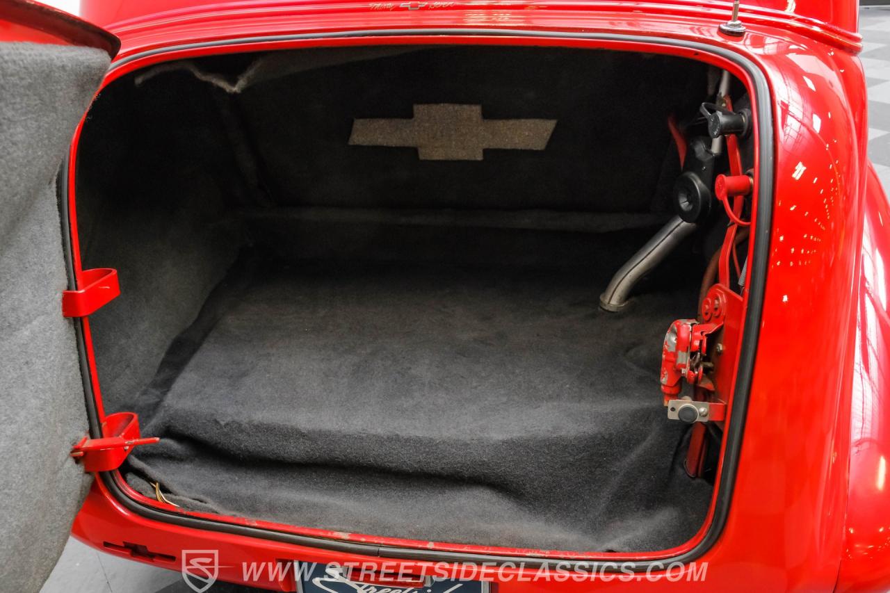 1937 Chevrolet Master Deluxe Sedan Street Rod