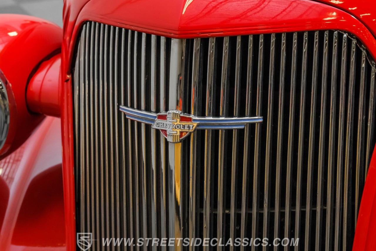 1937 Chevrolet Master Deluxe Sedan Street Rod
