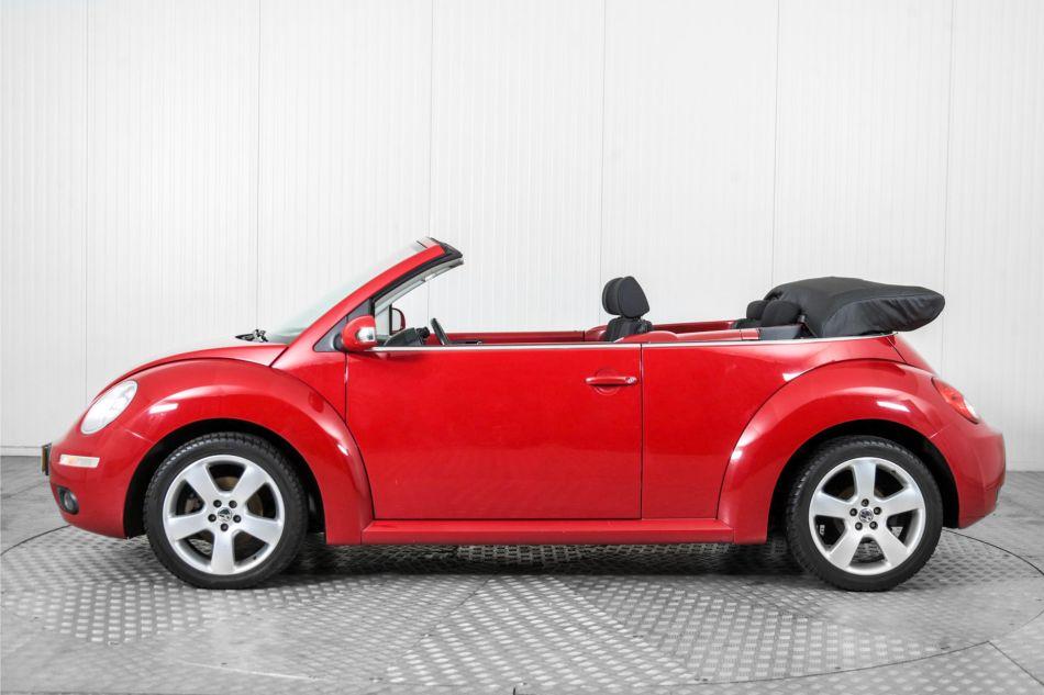 2006 Volkswagen New Beetle