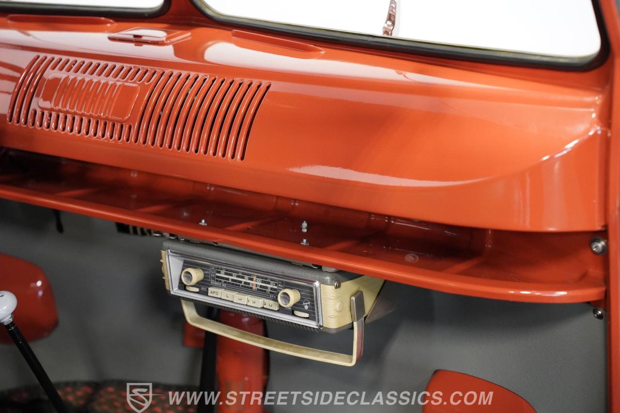 1960 Volkswagen Transporter Pickup