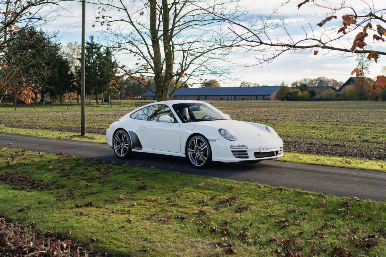 2012 Porsche 911 Carrera 4S Coupe