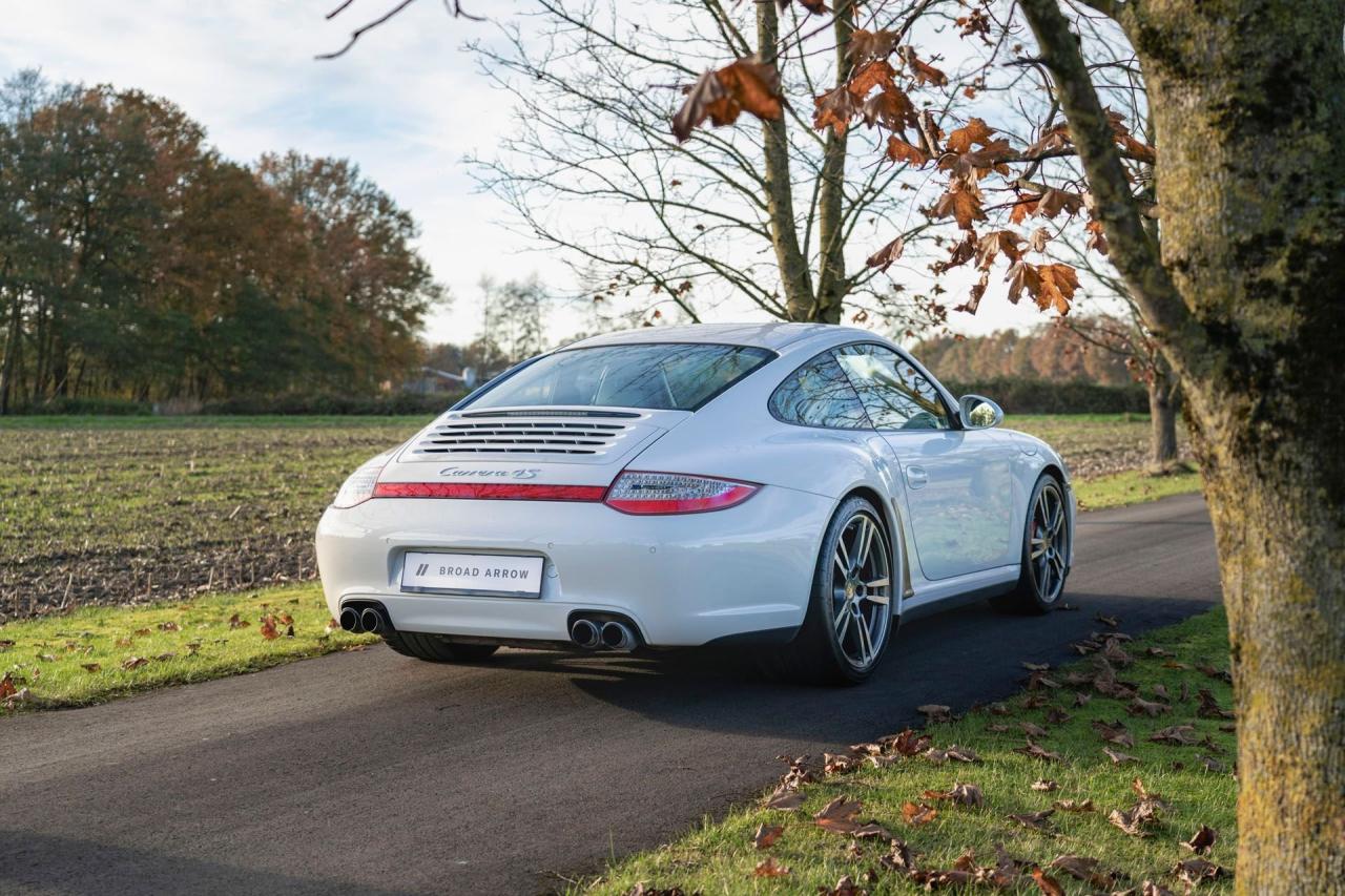 2012 Porsche 911 Carrera 4S Coupe
