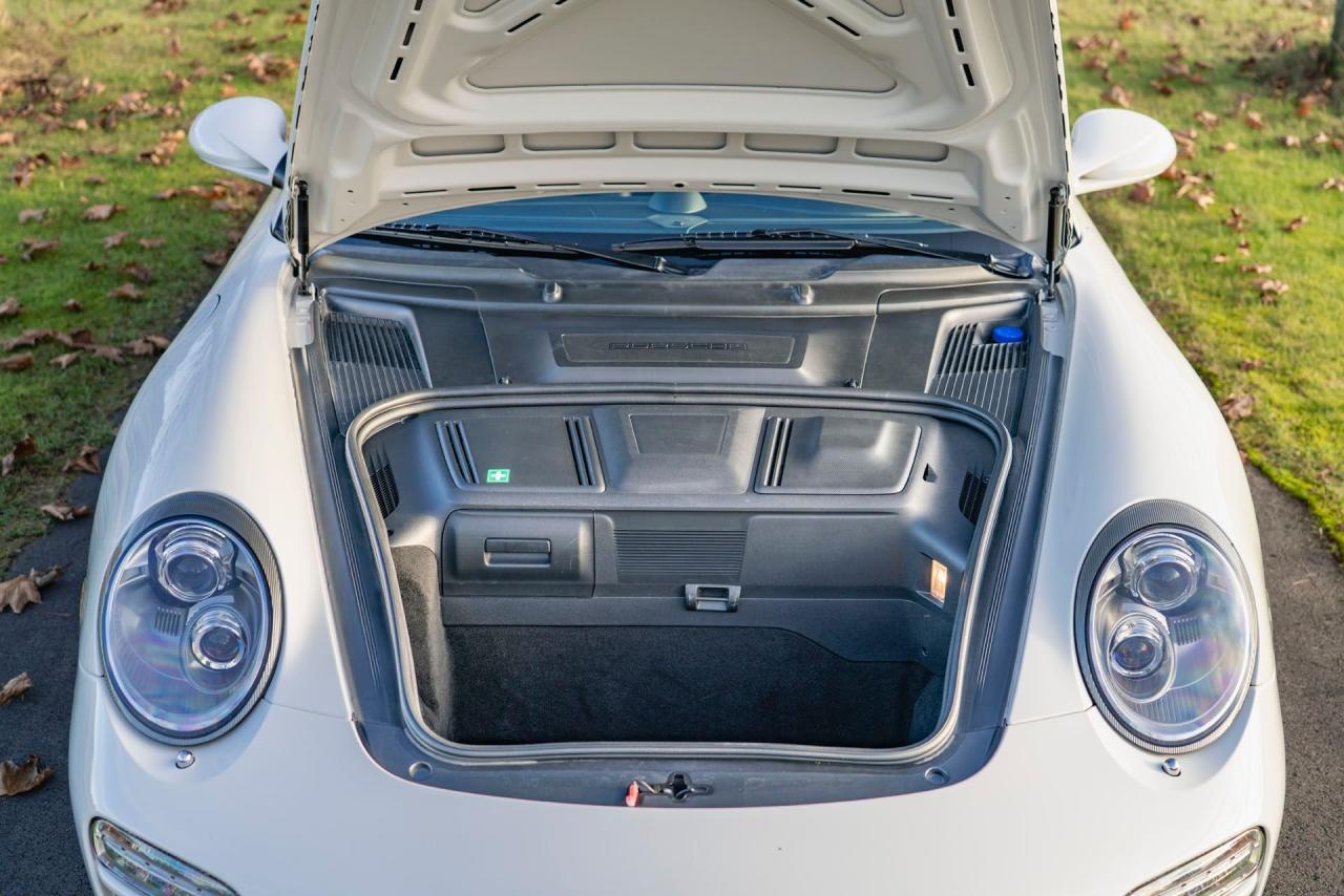 2012 Porsche 911 Carrera 4S Coupe