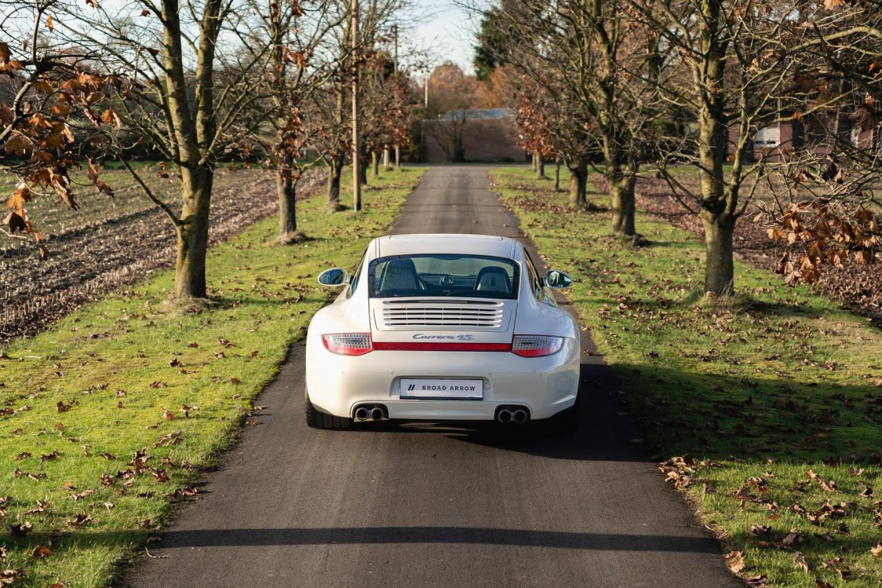 2012 Porsche 911 Carrera 4S Coupe
