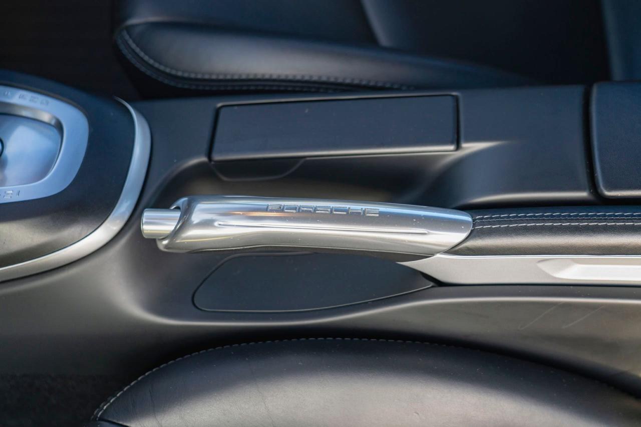 2012 Porsche 911 Carrera 4S Coupe