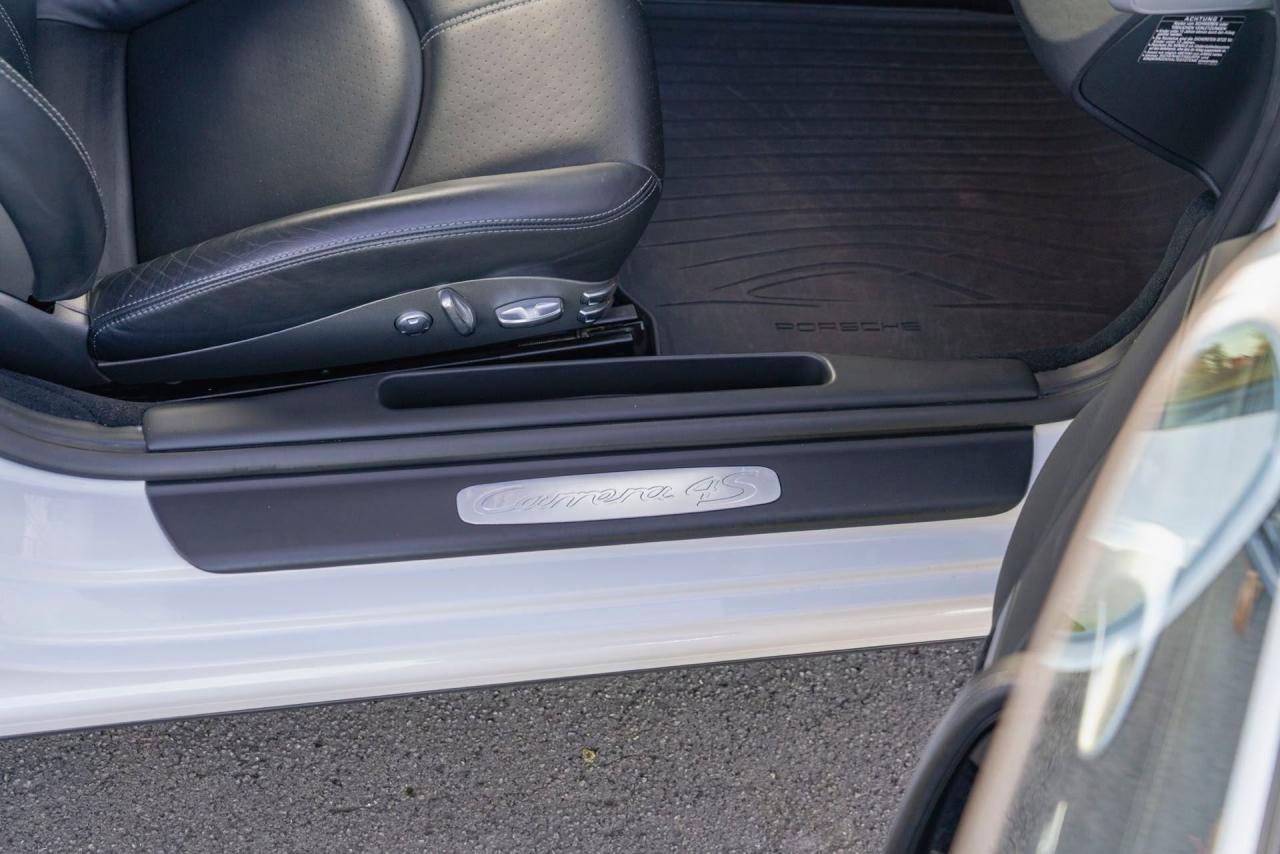 2012 Porsche 911 Carrera 4S Coupe