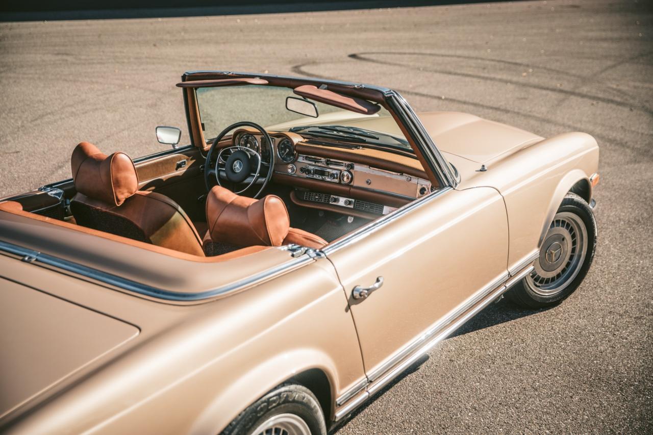 1970 Mercedes - Benz 280SL