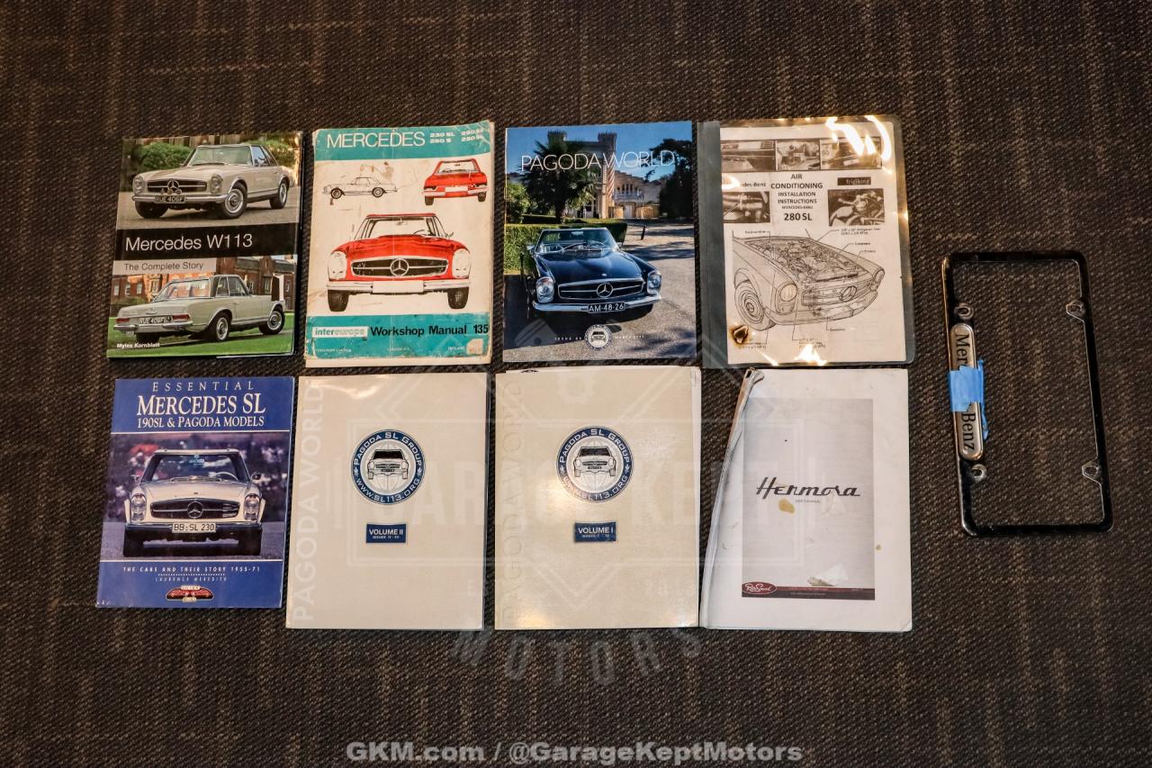 1970 Mercedes - Benz 280SL