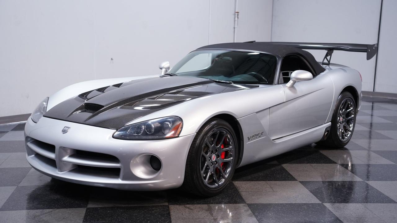 2005 Dodge Viper SRT-10 ROADSTER