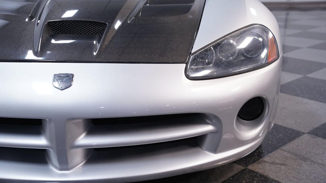 2005 Dodge Viper SRT-10 ROADSTER