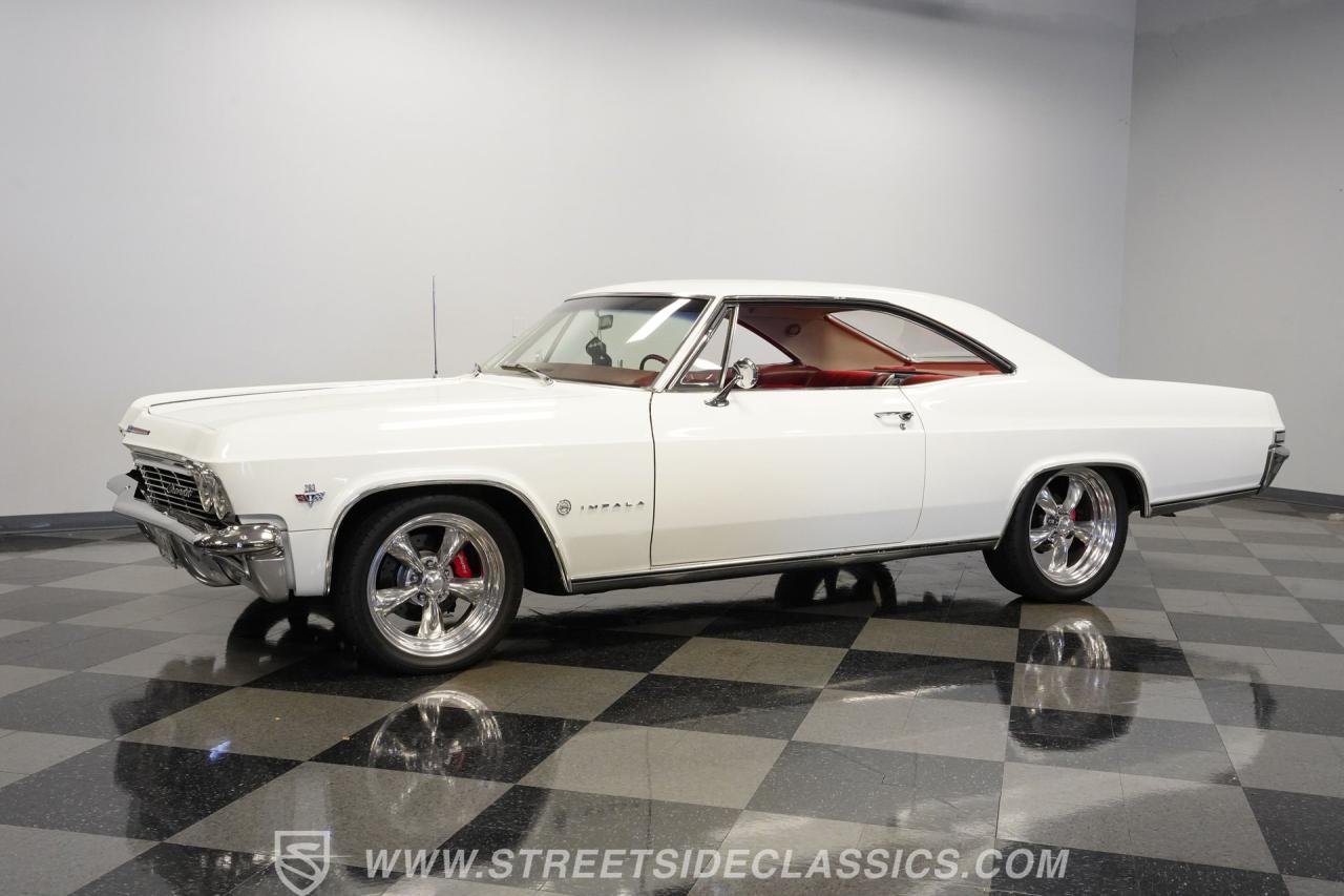 1965 Chevrolet Impala Restomod