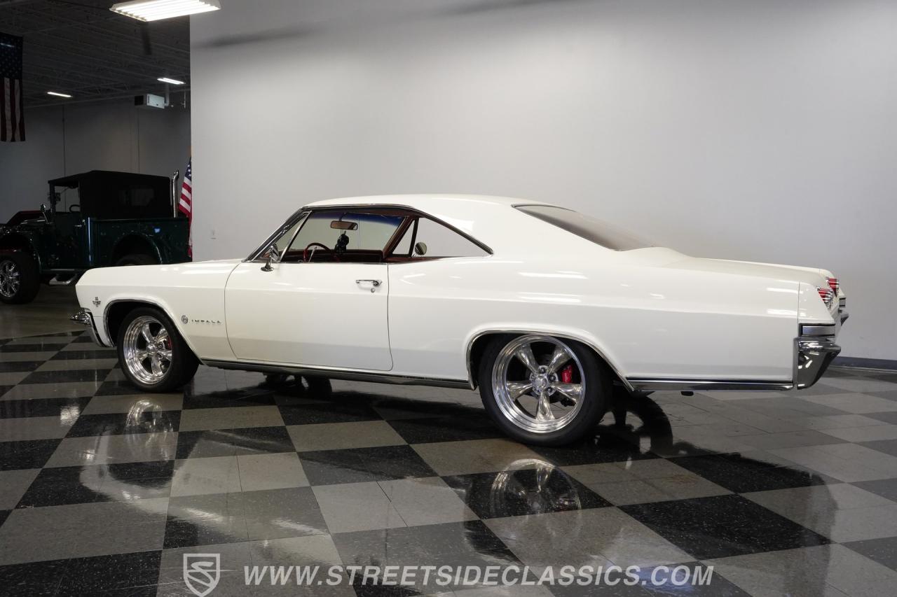 1965 Chevrolet Impala Restomod