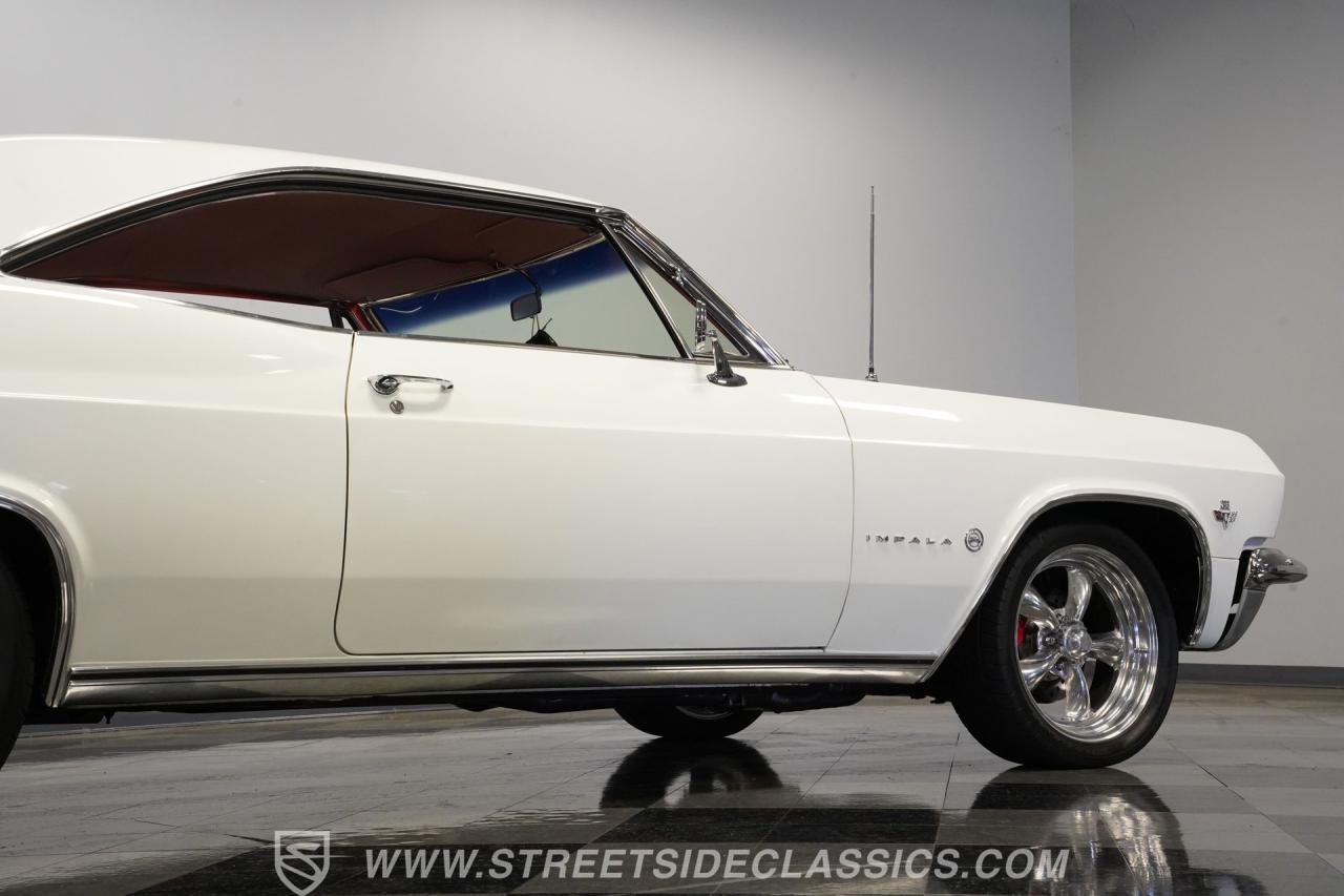 1965 Chevrolet Impala Restomod