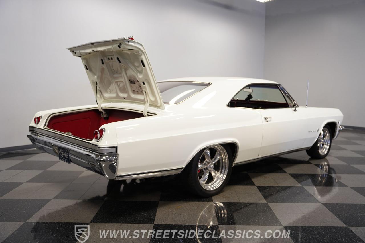 1965 Chevrolet Impala Restomod