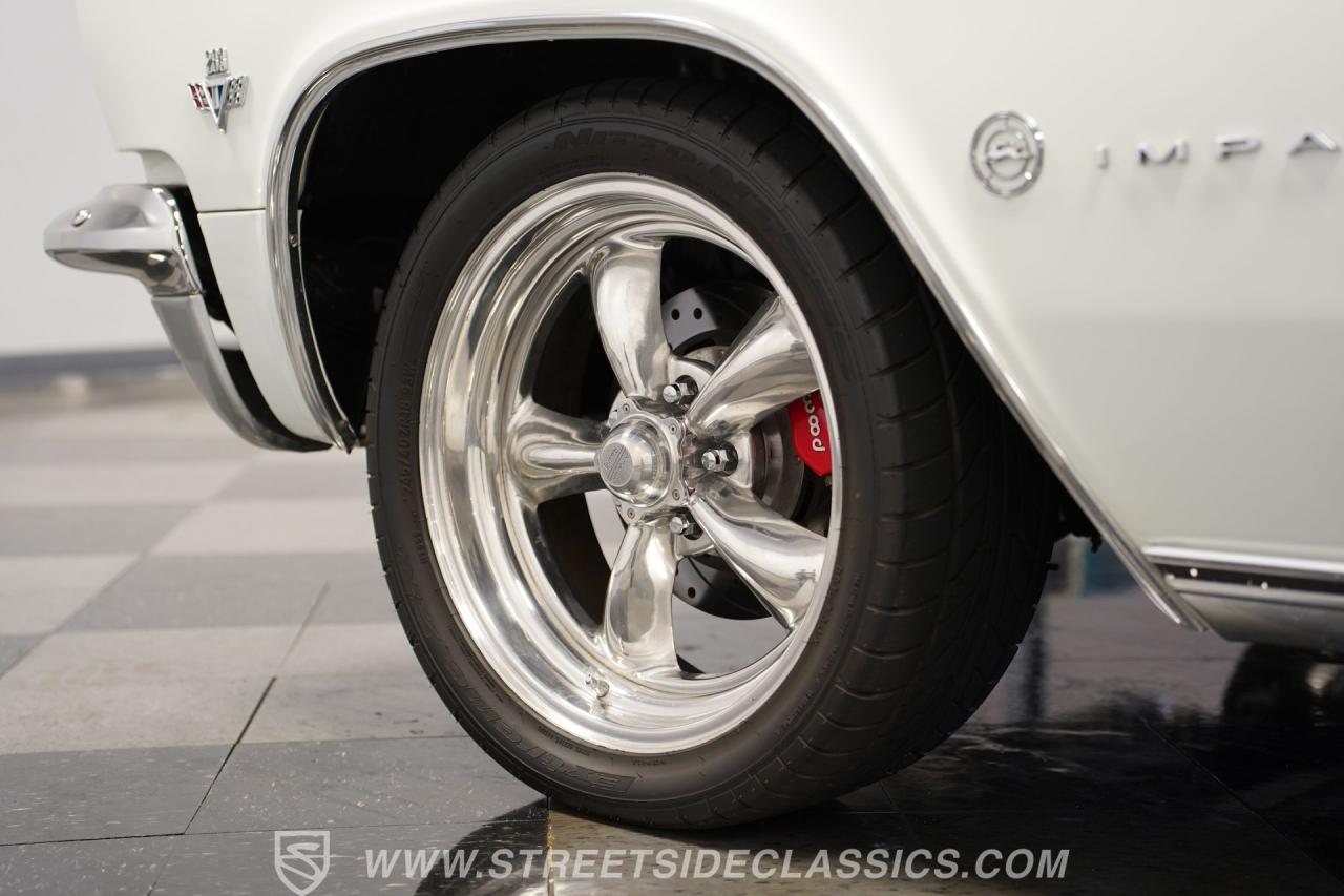 1965 Chevrolet Impala Restomod