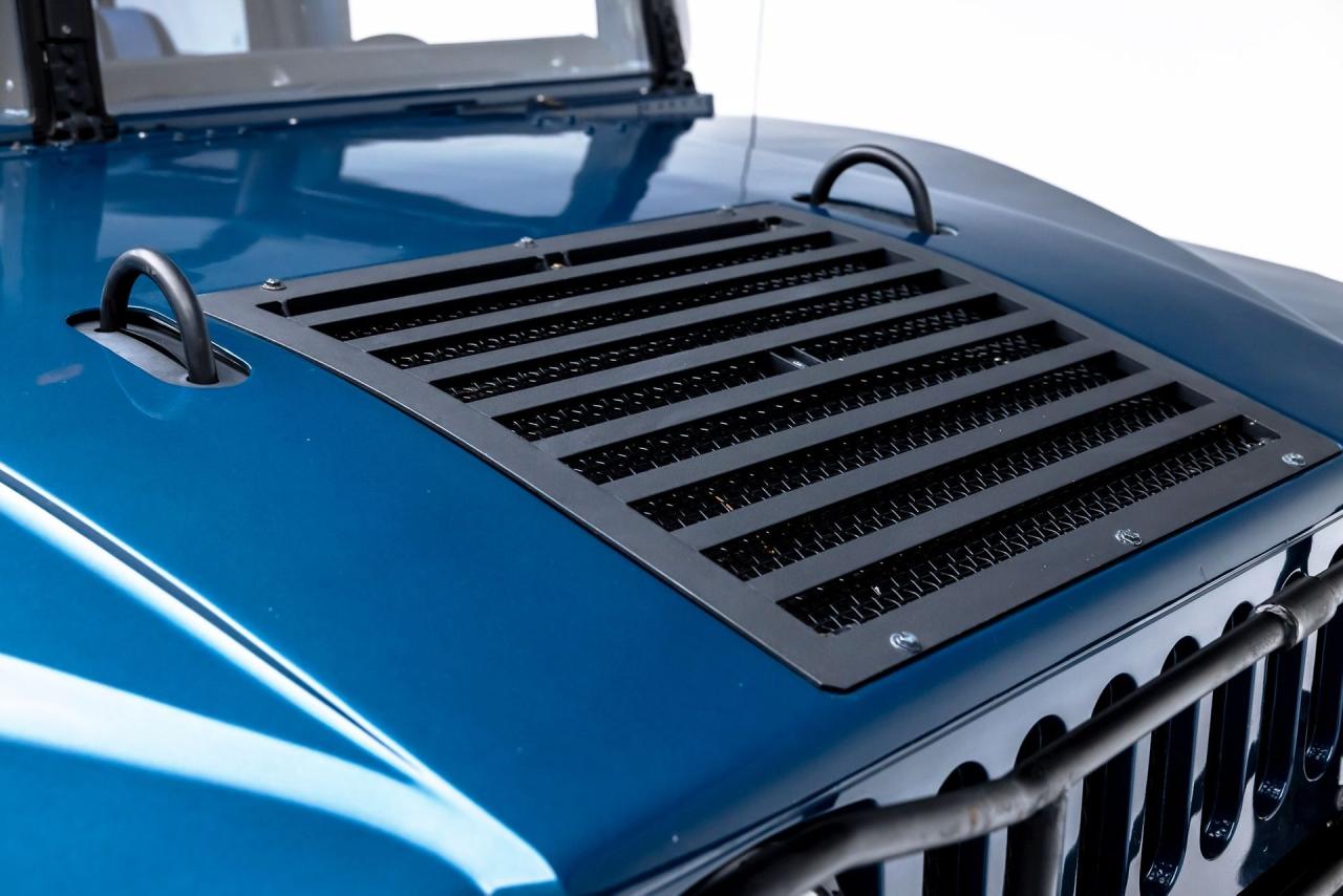 1995 Am General Hummer H1 Four-Door Soft-Top Pickup (HMCO)