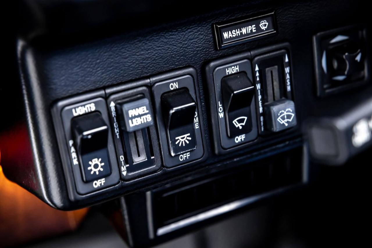 1995 Am General Hummer H1 Four-Door Soft-Top Pickup (HMCO)