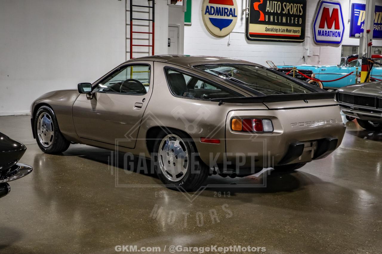 1983 Porsche 928