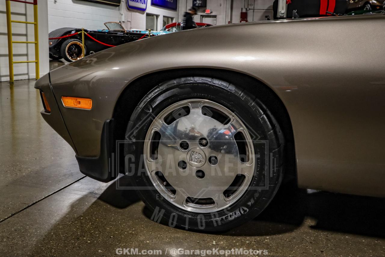 1983 Porsche 928