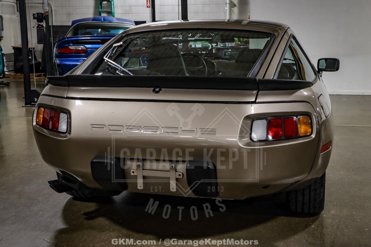 1983 Porsche 928