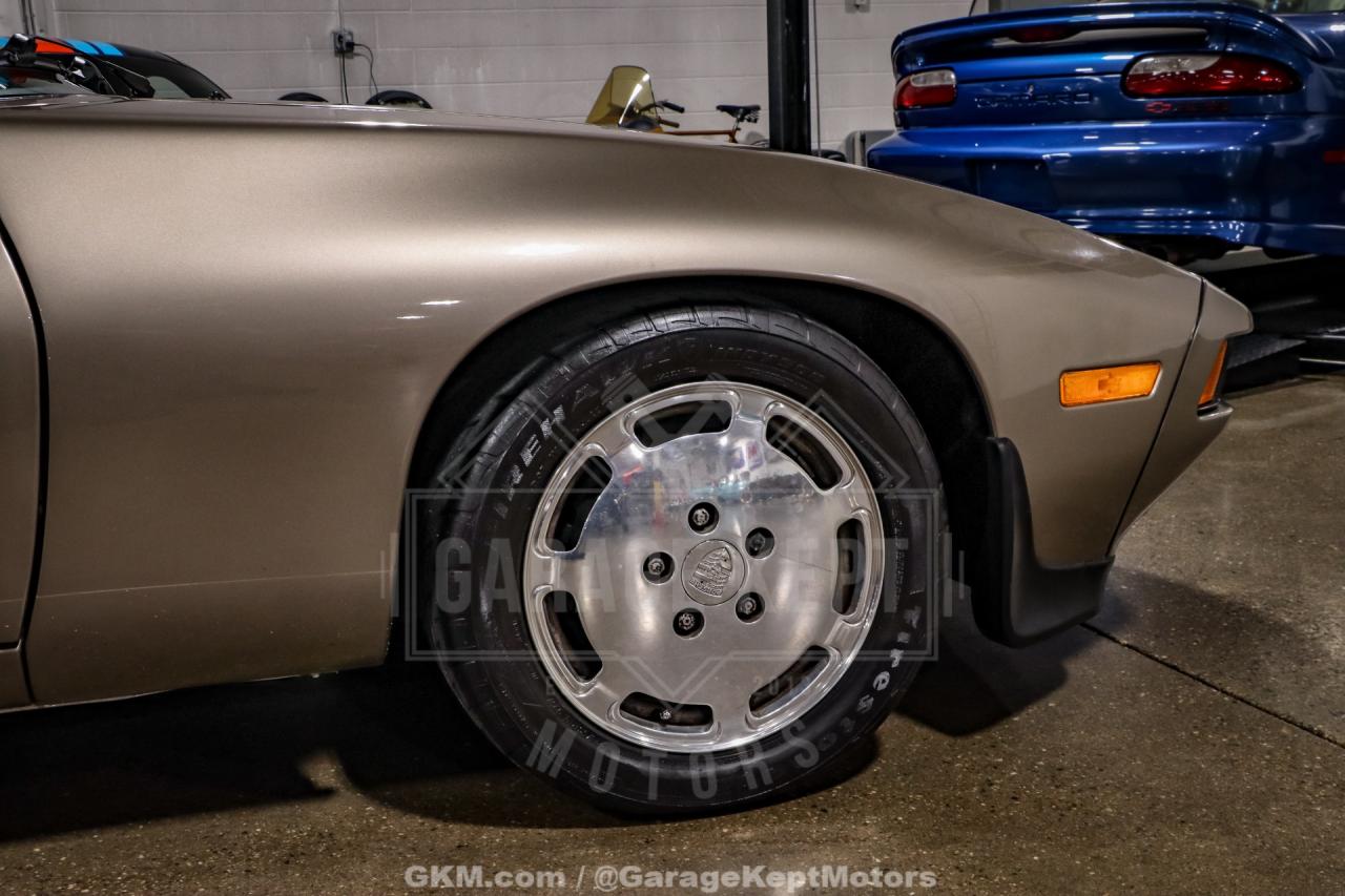 1983 Porsche 928