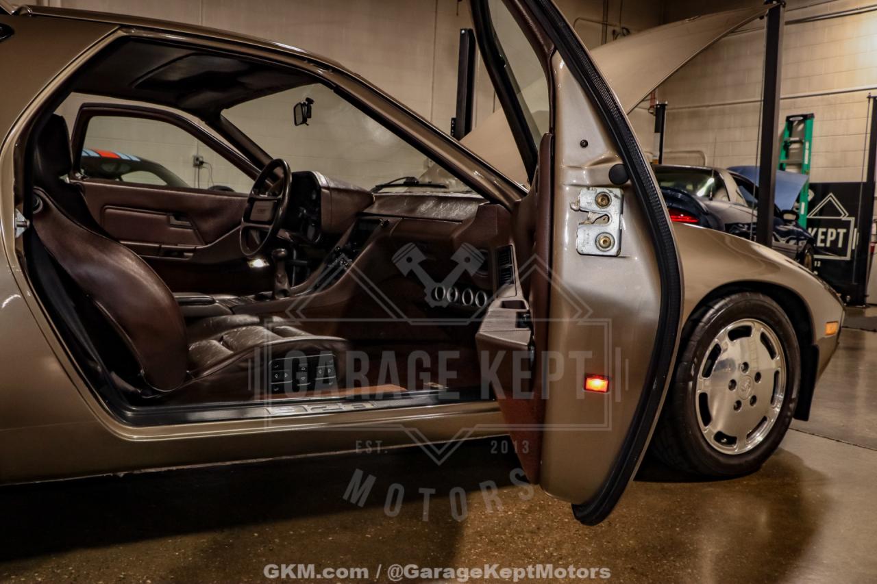 1983 Porsche 928