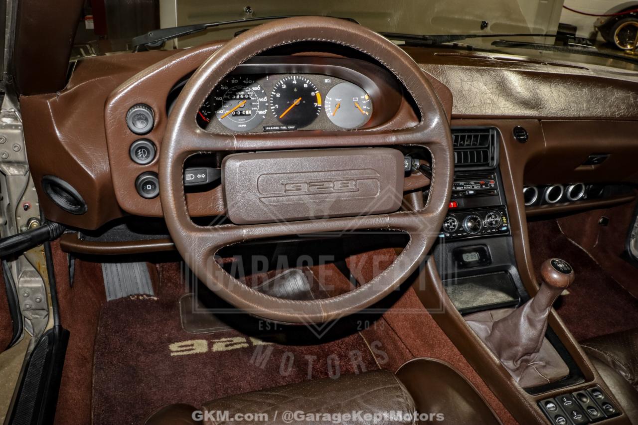 1983 Porsche 928