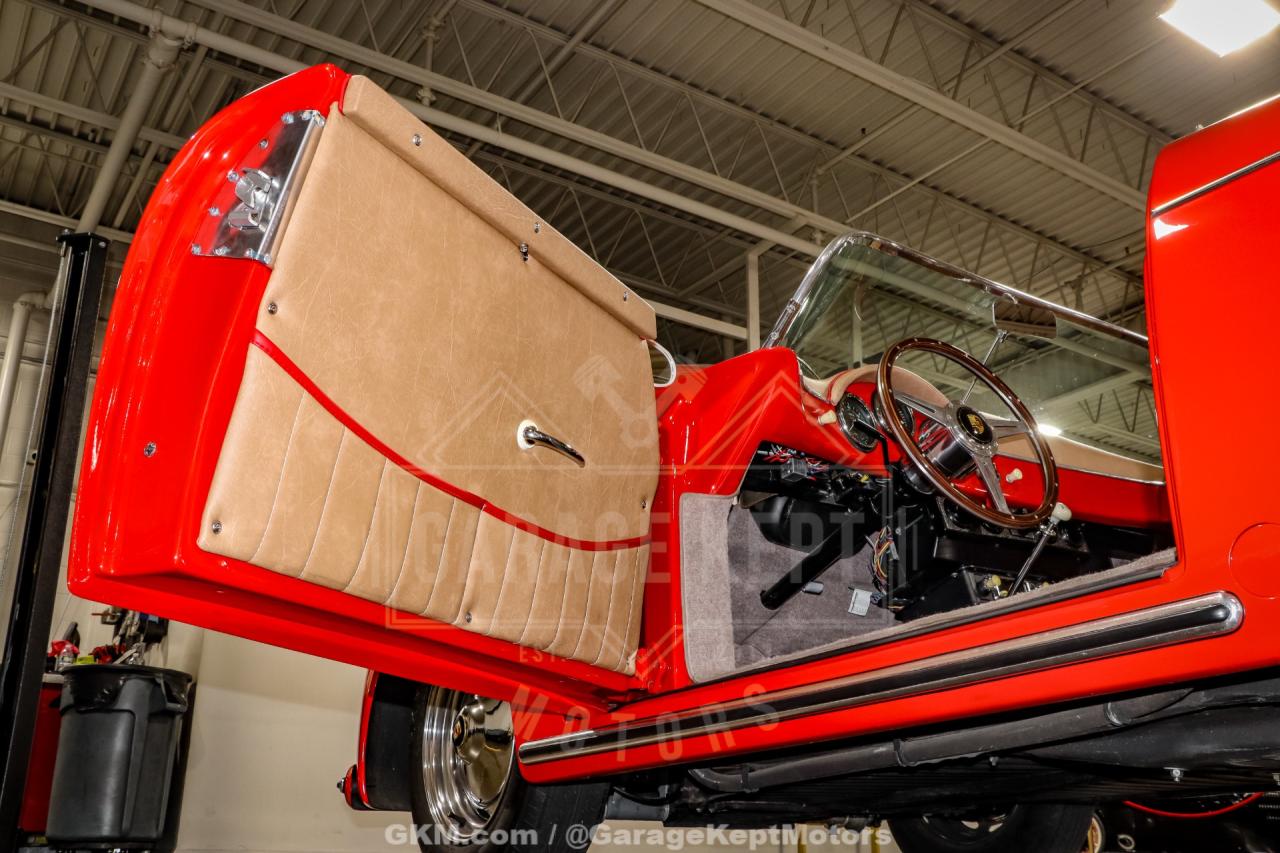 1957 Porsche 356 Speedster Replica