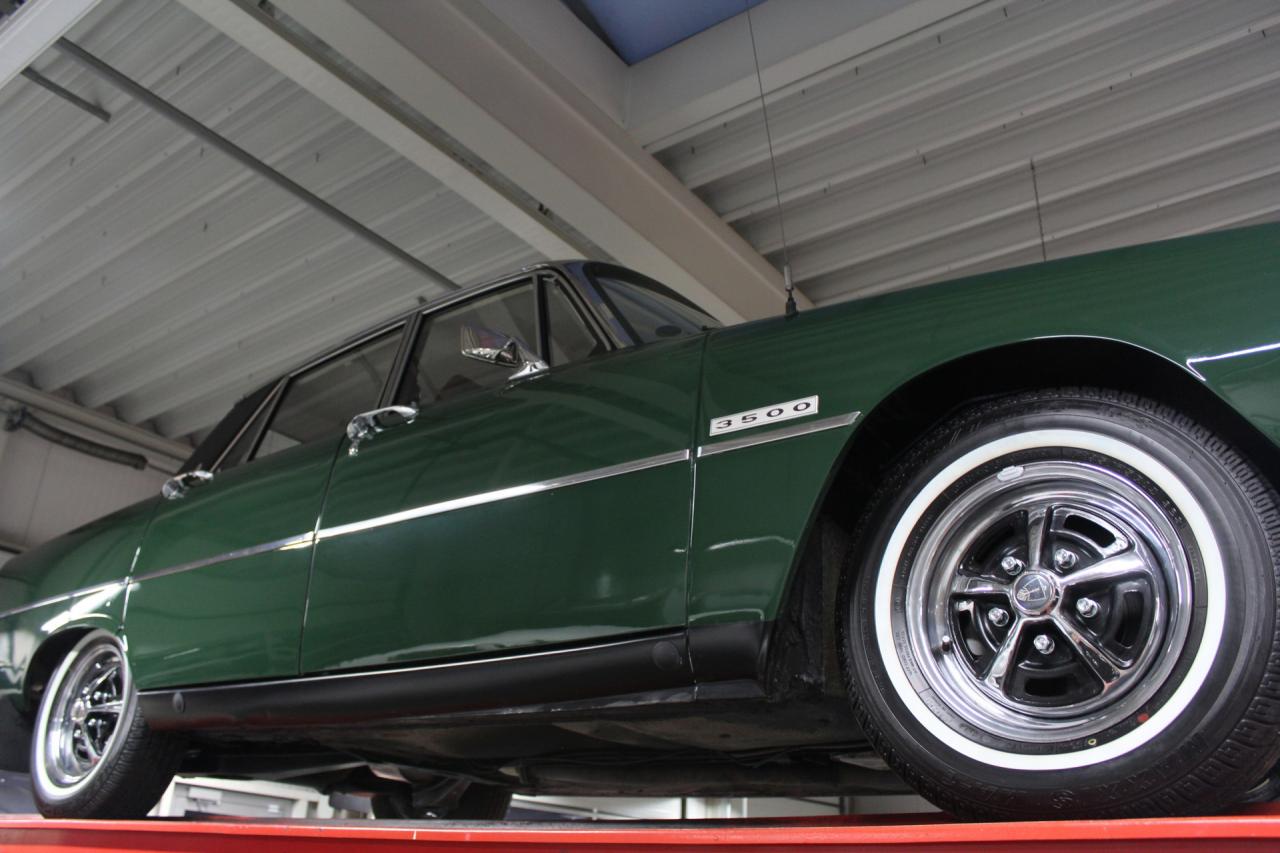 1974 Rover P6 3500 V8 &ldquo;Nut and Bolt-restored&rdquo;