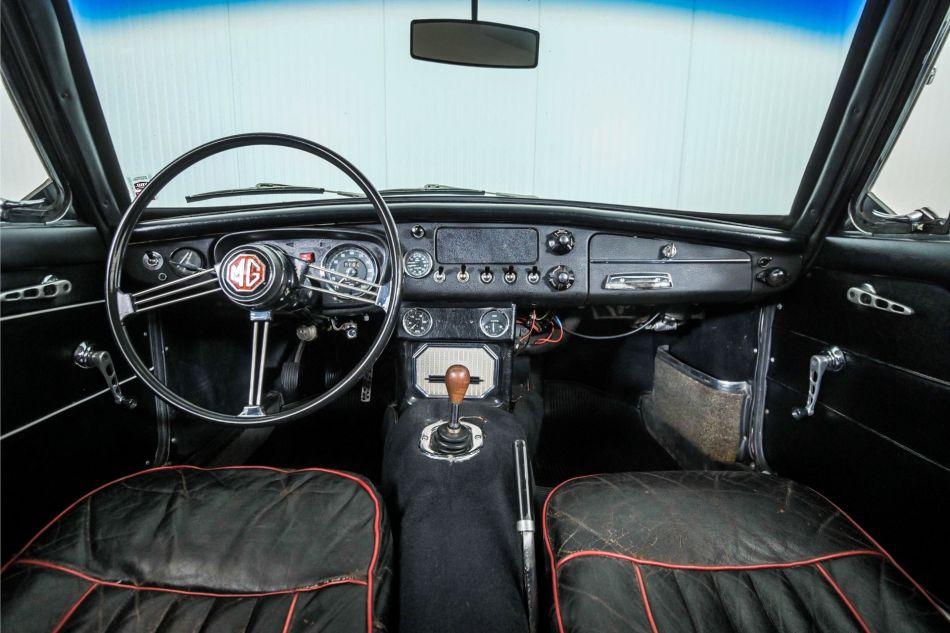 1966 MG BGT