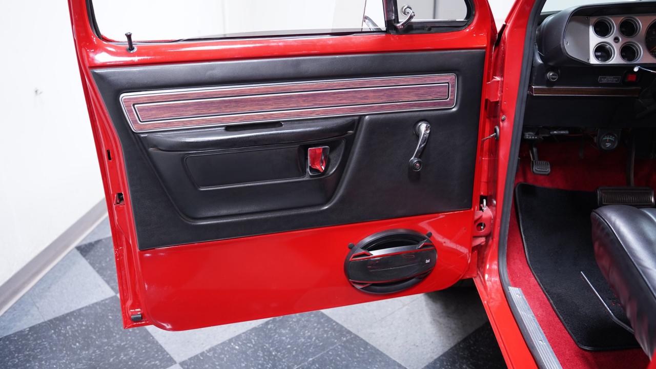 1979 Dodge Lil Red Express Adventurer D150