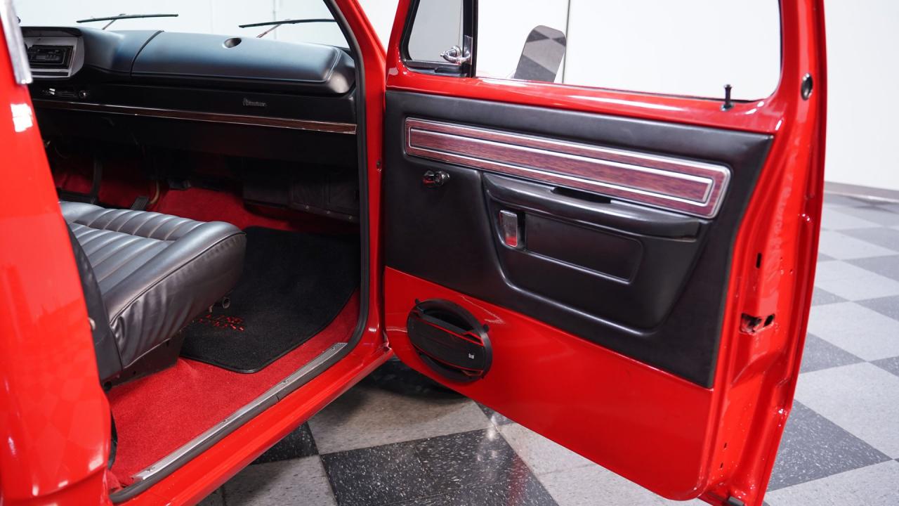 1979 Dodge Lil Red Express Adventurer D150