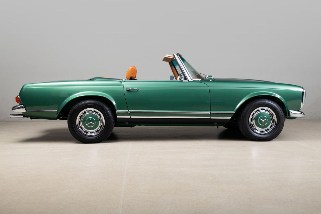 1970 Mercedes - Benz 280SL