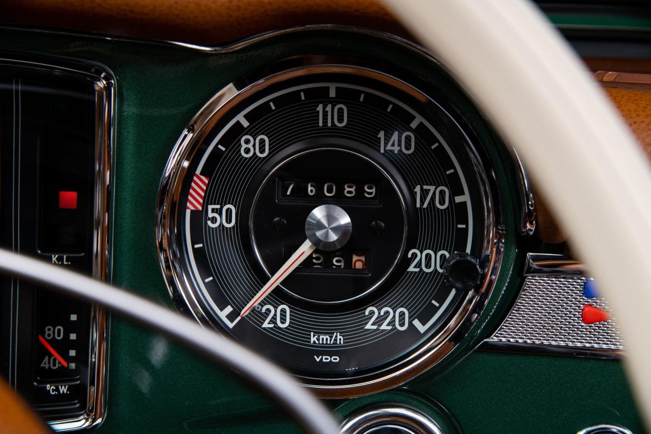 1970 Mercedes - Benz 280SL