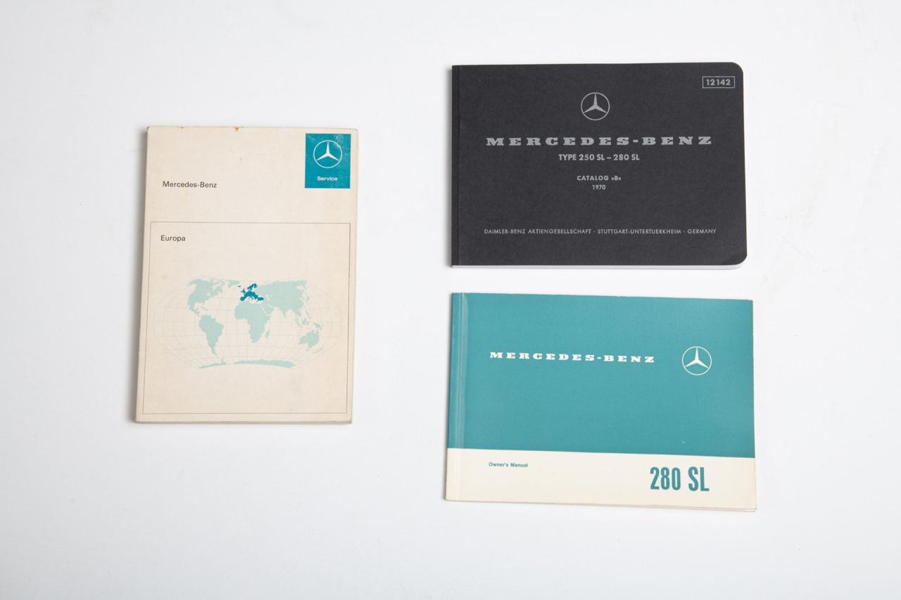 1970 Mercedes - Benz 280SL