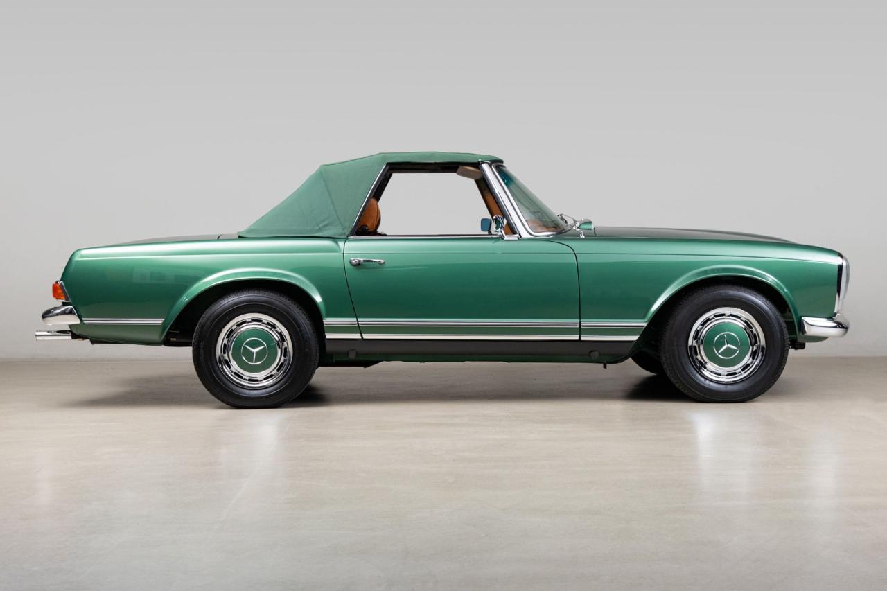 1970 Mercedes - Benz 280SL