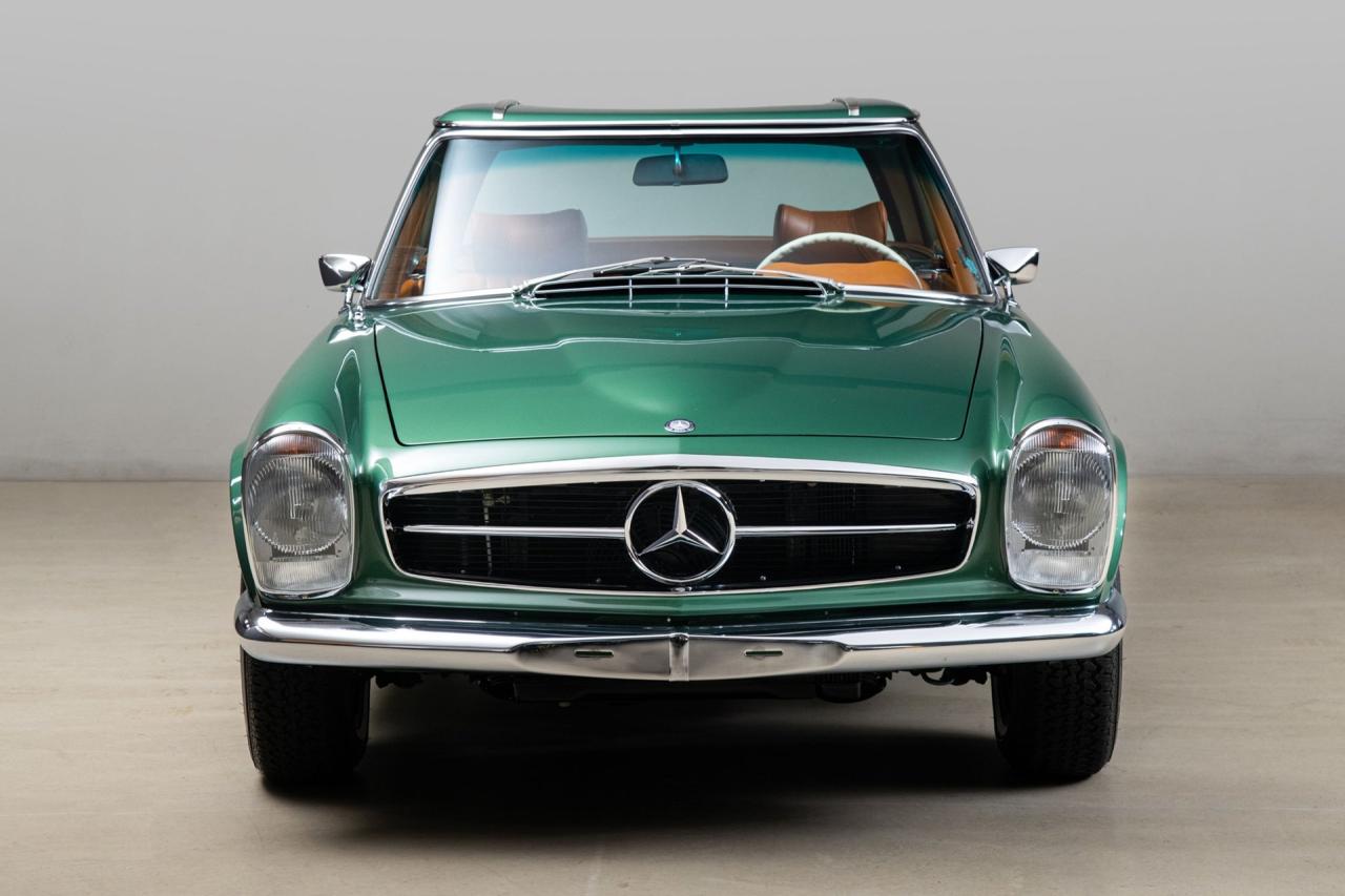 1970 Mercedes - Benz 280SL