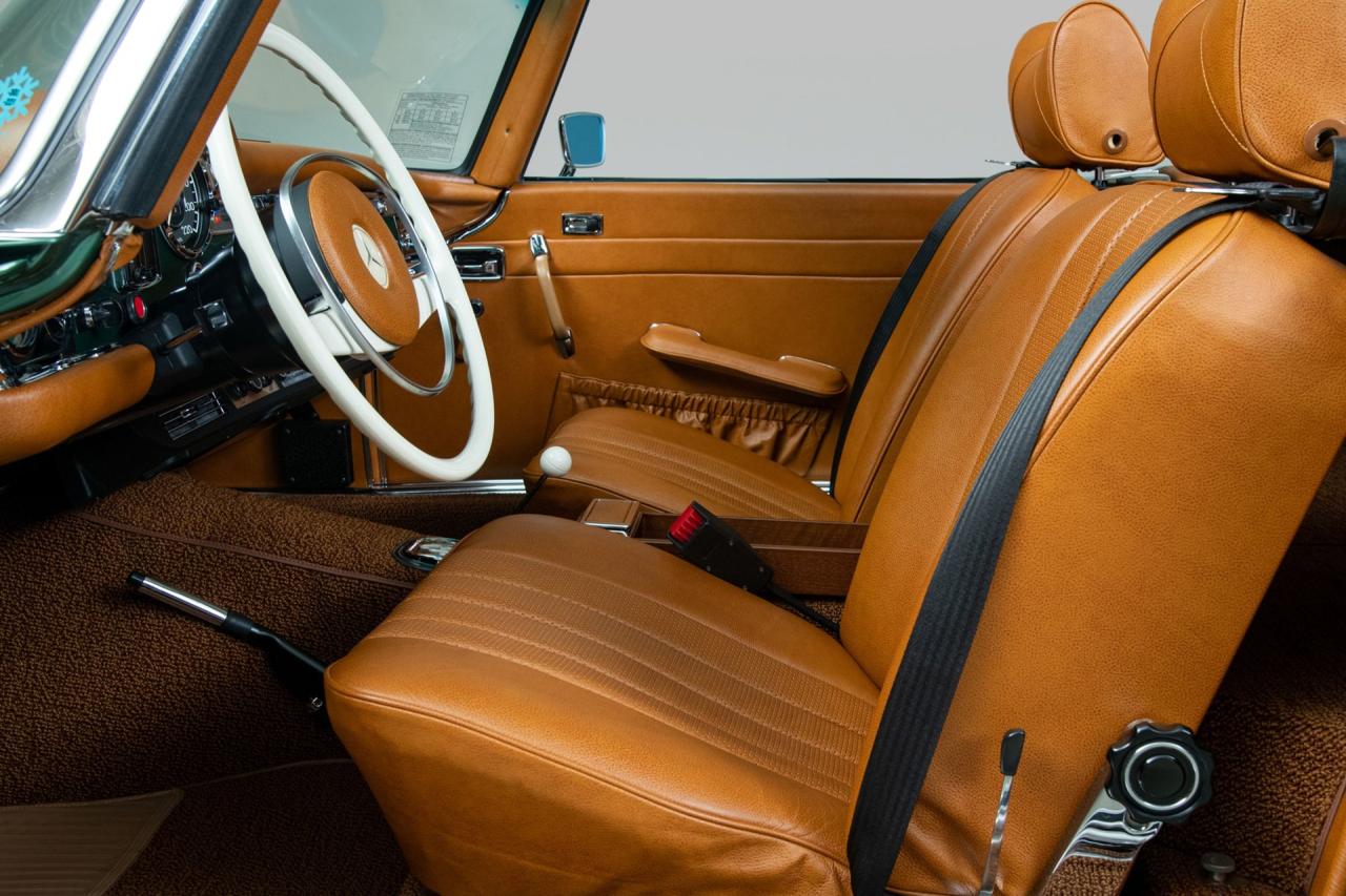 1970 Mercedes - Benz 280SL