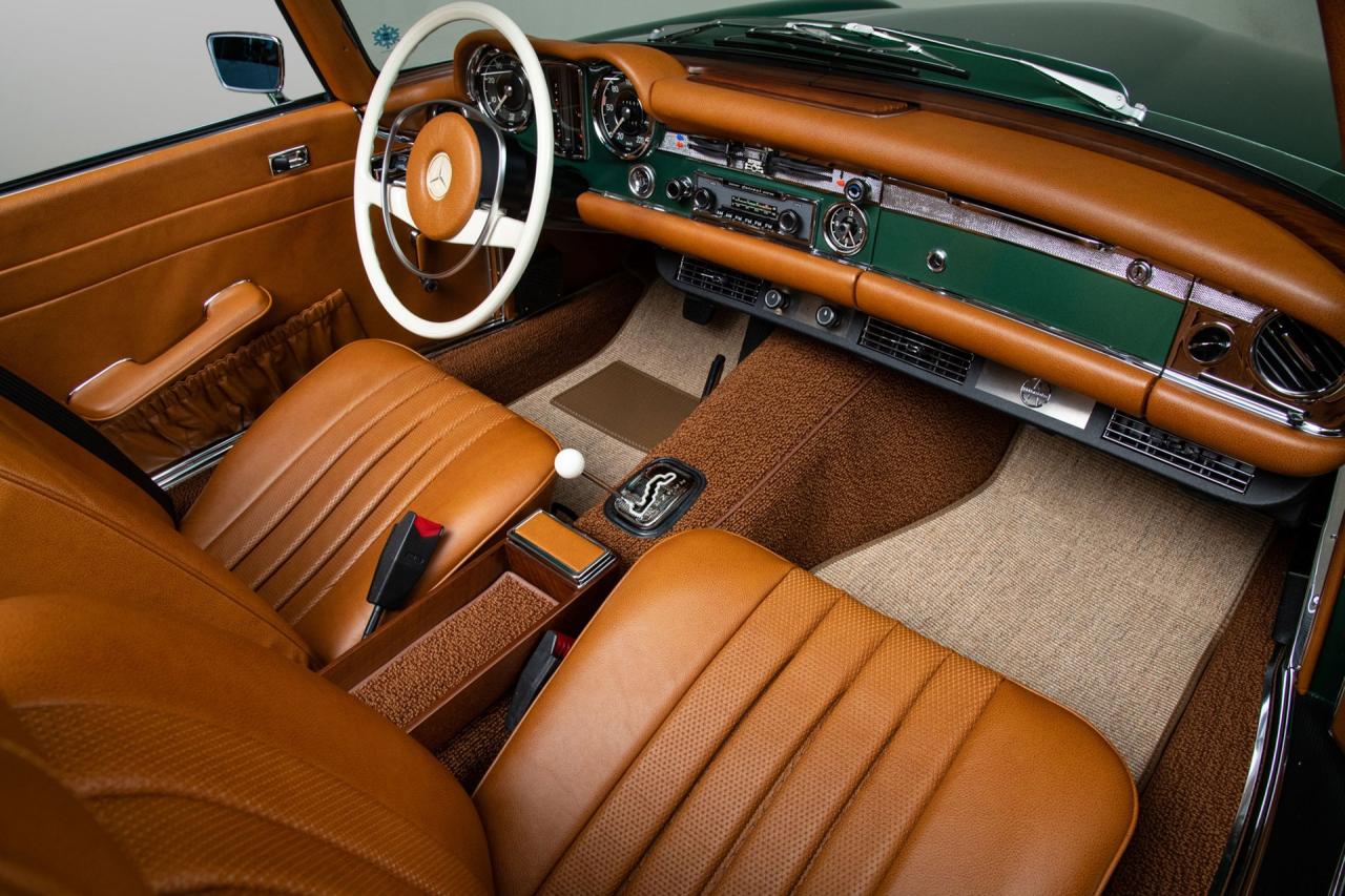 1970 Mercedes - Benz 280SL