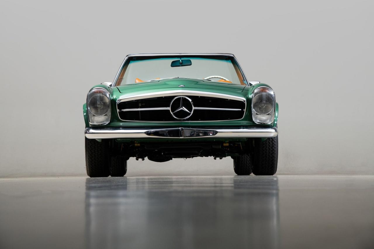 1970 Mercedes - Benz 280SL
