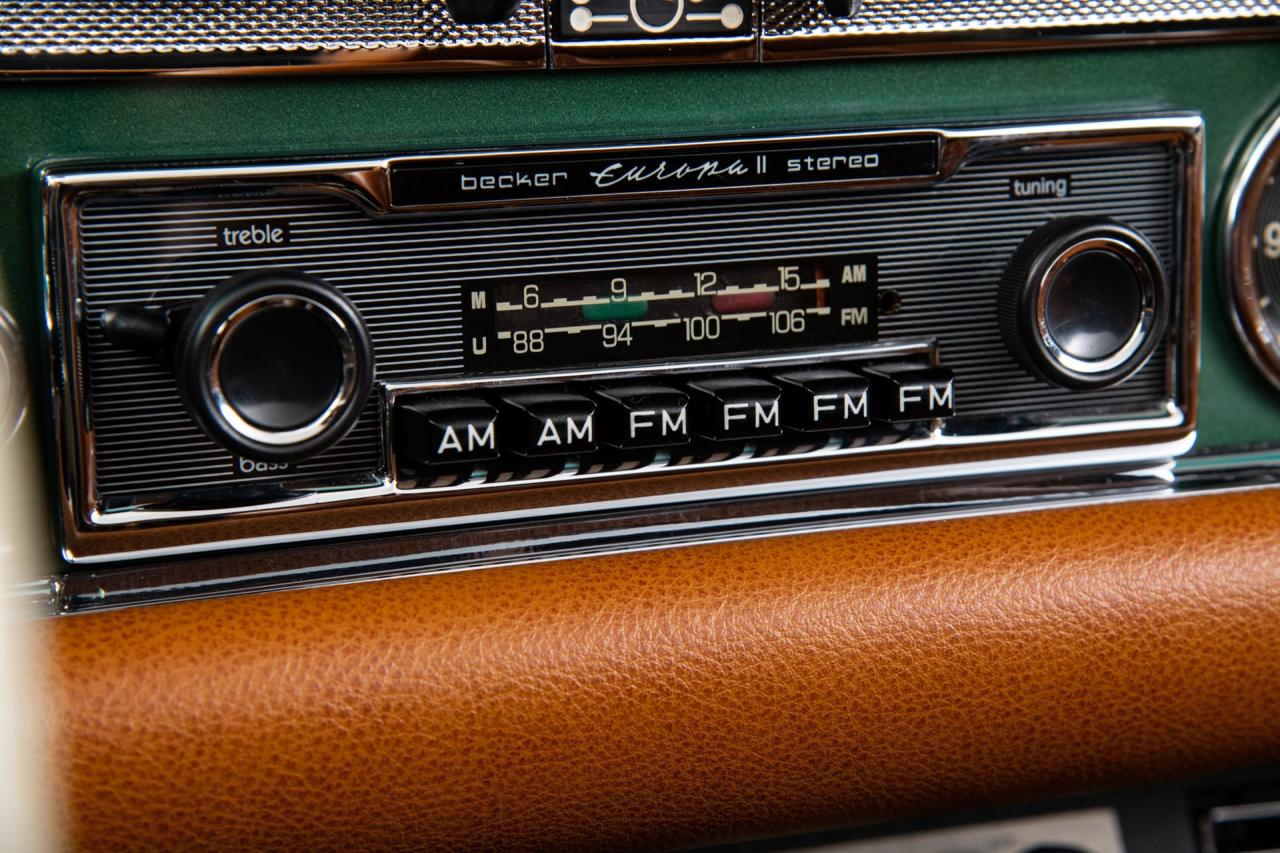 1970 Mercedes - Benz 280SL