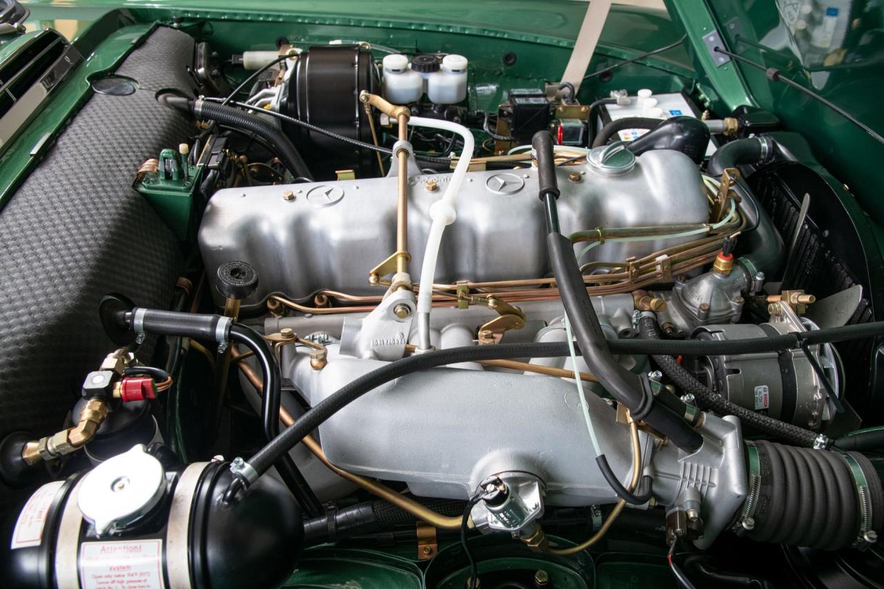 1970 Mercedes - Benz 280SL