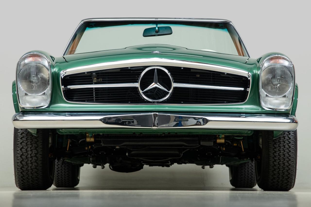 1970 Mercedes - Benz 280SL
