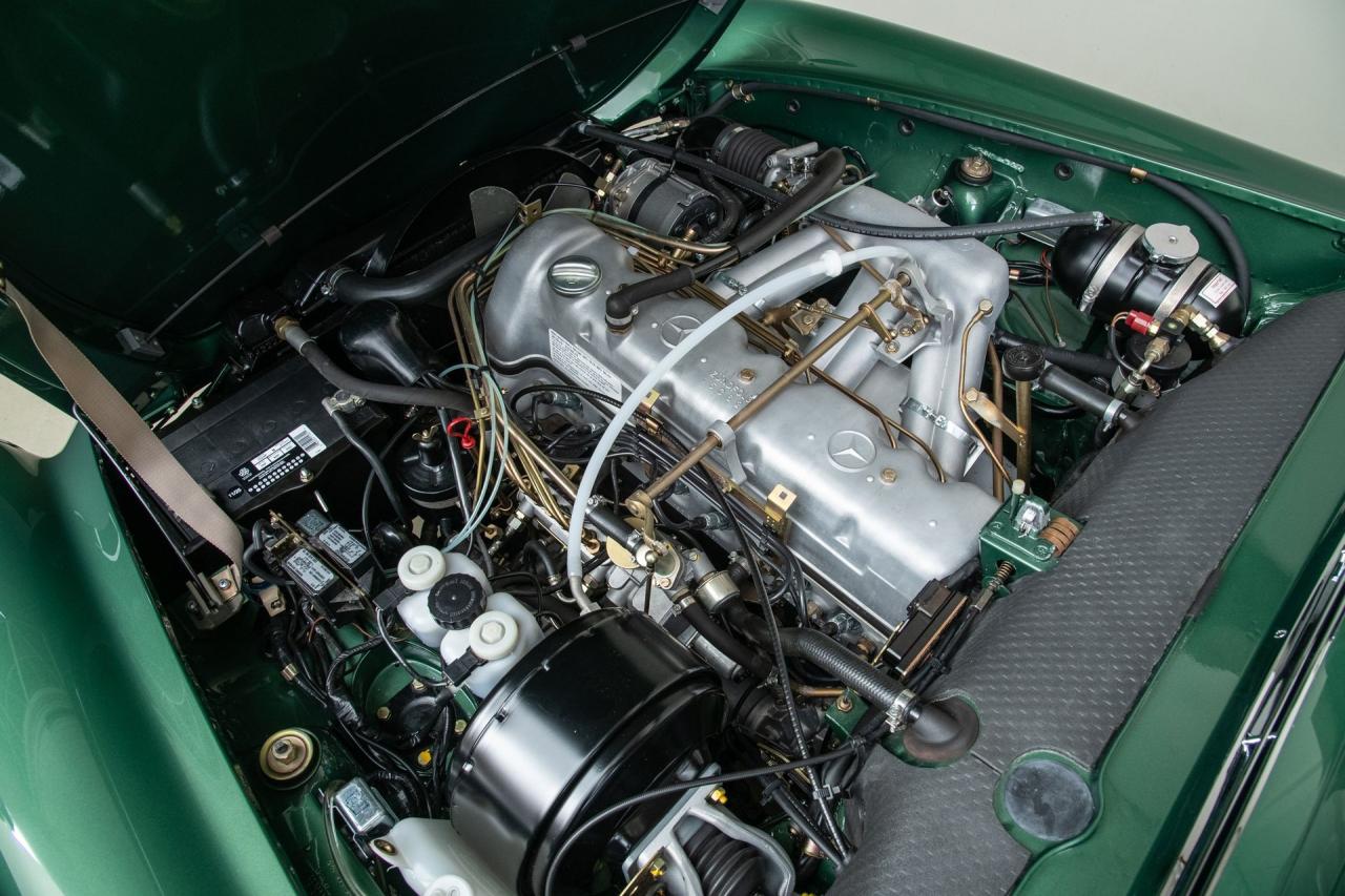 1970 Mercedes - Benz 280SL