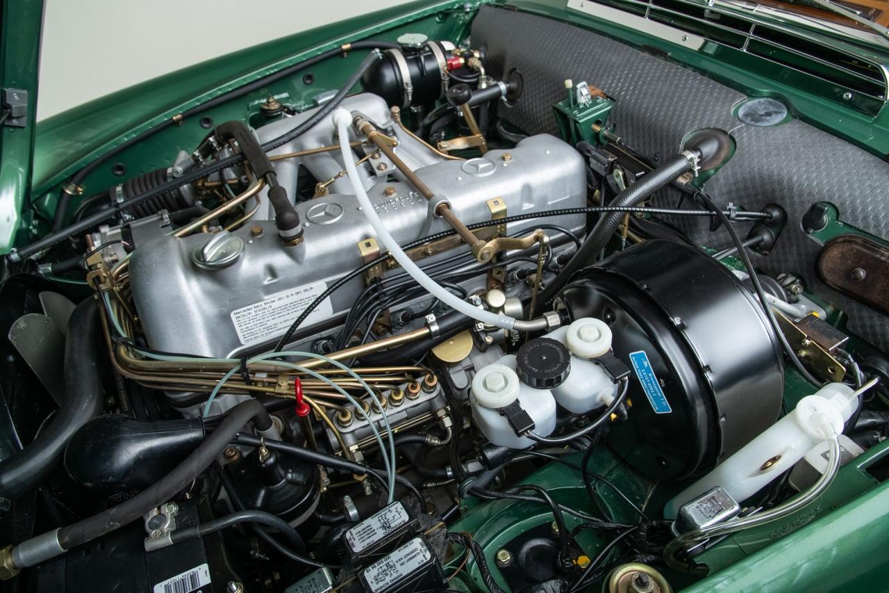 1970 Mercedes - Benz 280SL